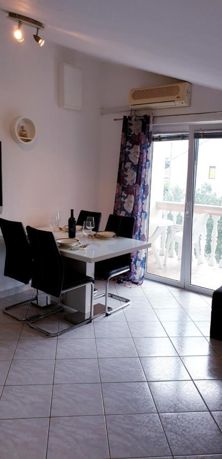 Apartment Antonio Biograd Na Moru Extérieur photo